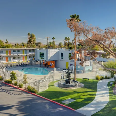 Thunderbird Hotel-2