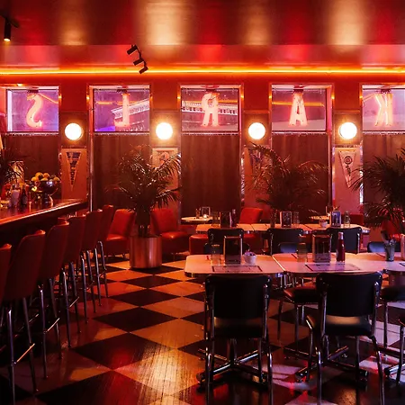 The Siren Hotel, An Ash Hotel-2