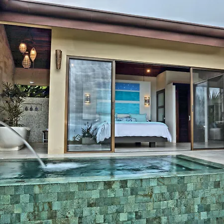 Golden Pineapple Villas-Adults Only-2