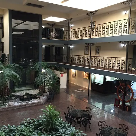 Surestay Plus Hotel By Best Western Baton Rouge-2