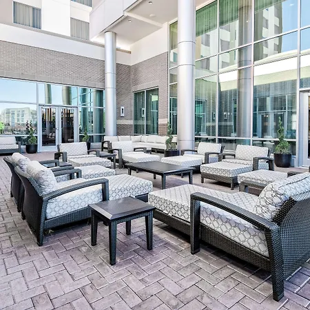 Embassy Suites By Hilton College Station-2