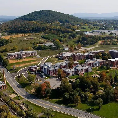 The Blackburn Inn And Conference Center-3