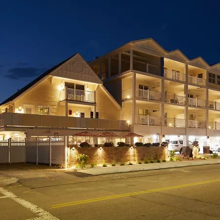 The Hotel Maria-2