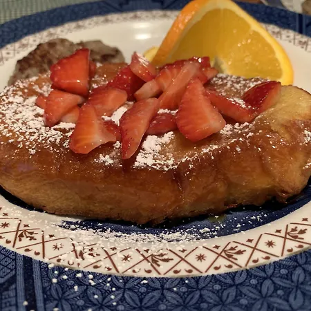 1795 Acorn Inn Bed And Breakfast-3