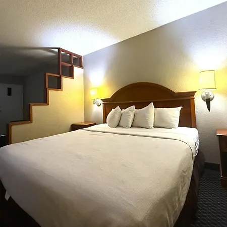 Homegate Studios & Suites San Antonio Medical Center-3