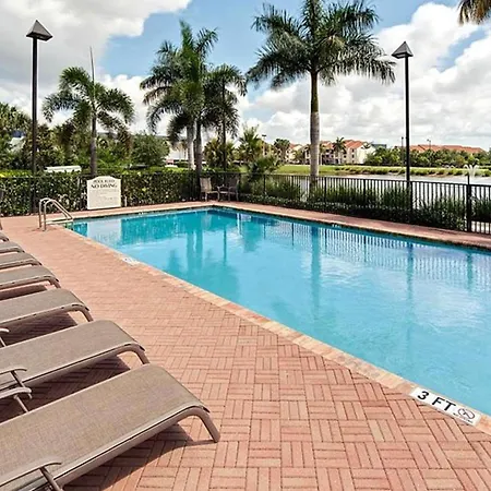 Hawthorn Extended Stay By Wyndham West Palm Beach Airport-3