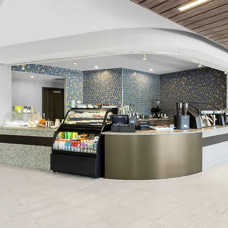 Embassy Suites By Hilton Grand Rapids Downtown-2