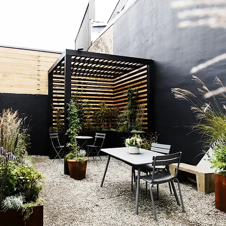 Lokal Hotel Fishtown-2