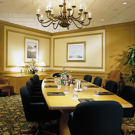 Ramada By Wyndham Buffalo Downtown-2