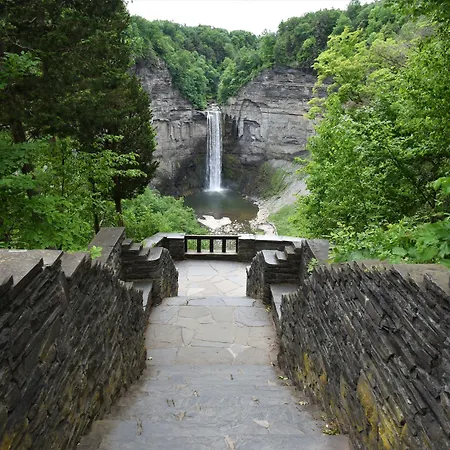 Inn At Taughannock Falls-2