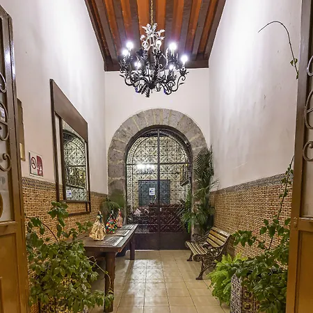 Hotel Cantera Rosa-3