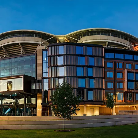 Oval Hotel At Adelaide Oval-2
