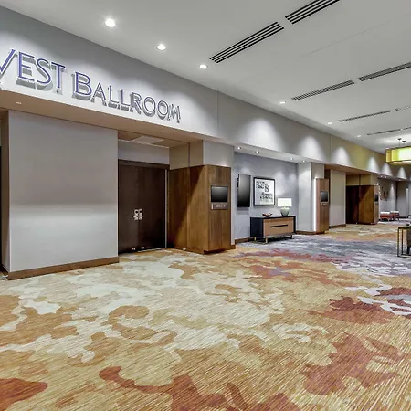Embassy Suites By Hilton Jonesboro Red Wolf Convention Center-3