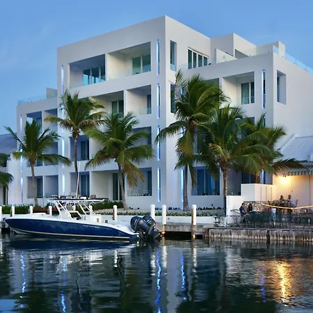 Zenza Boutique Hotel-3