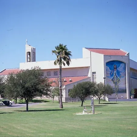 Shary Inn And Suites-2
