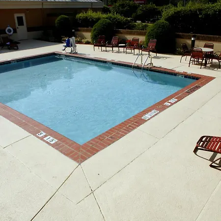 Best Western Plus Goldsboro-3
