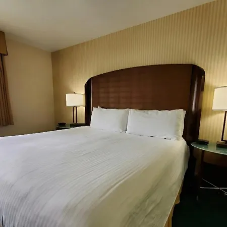 Rogue Regency Inn Medford Airport-2