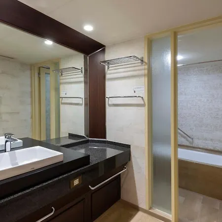 Rihga Royal Hotel Osaka, Vignette Collection By Ihg-3