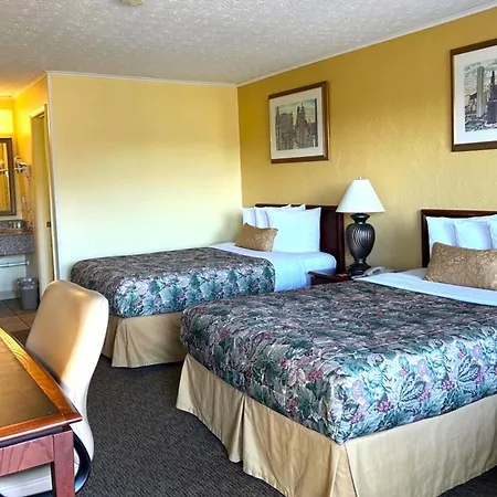 Lake Logan Inn-3