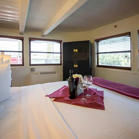 Delta King Hotel-2