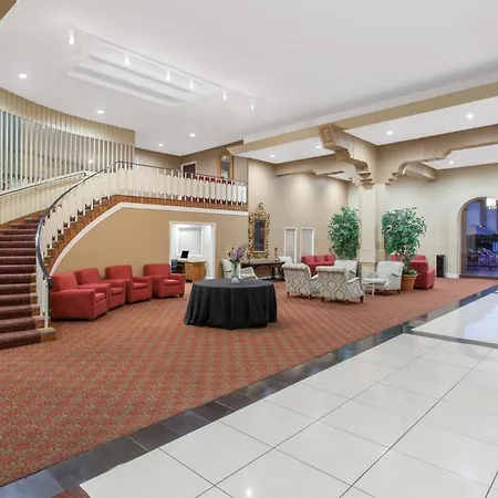 Ramada By Wyndham Fresno North-2
