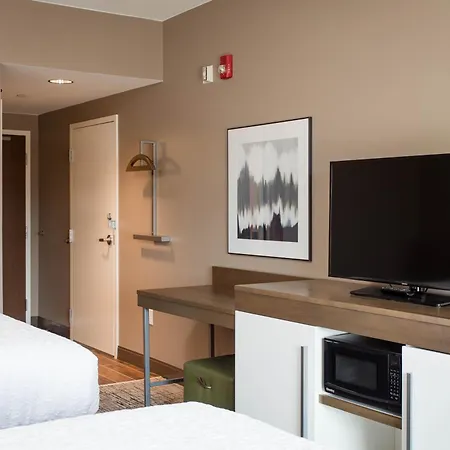 Hampton Inn & Suites St. George-2