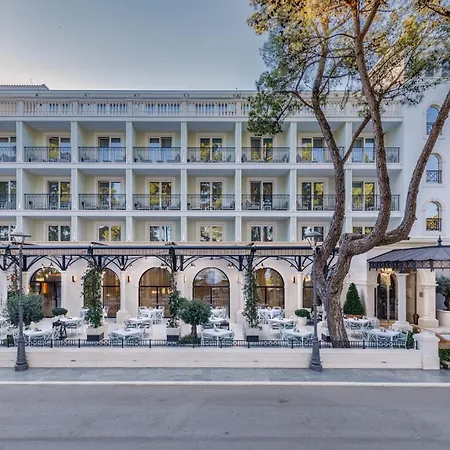 Crowne Plaza Budva By Ihg-3