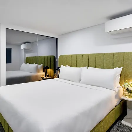Meriton Suites Waterloo-2