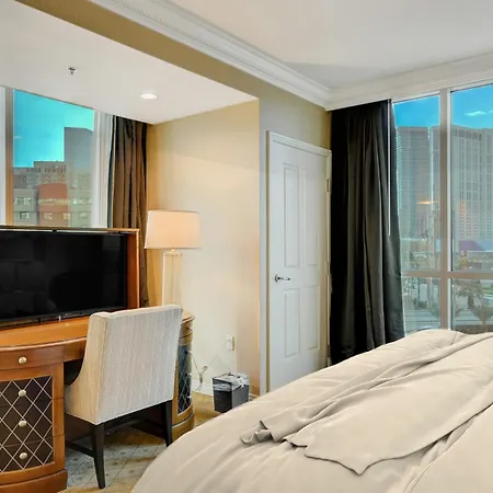Stripviewsuites At Signature-2