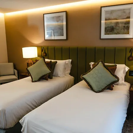 Stonecross Manor Hotel-2