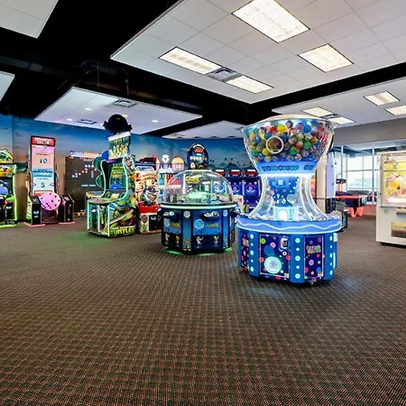 Canad Inns Destination Center Grand Forks-2