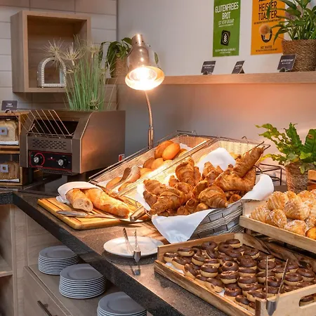 Holiday Inn Frankfurt Airport By Ihg-3