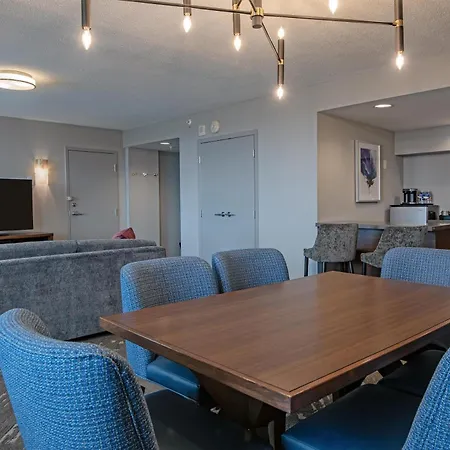 Doubletree By Hilton West Edmonton-2