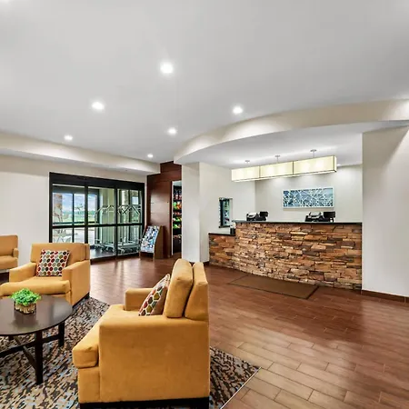 Mainstay Suites Lufkin-2