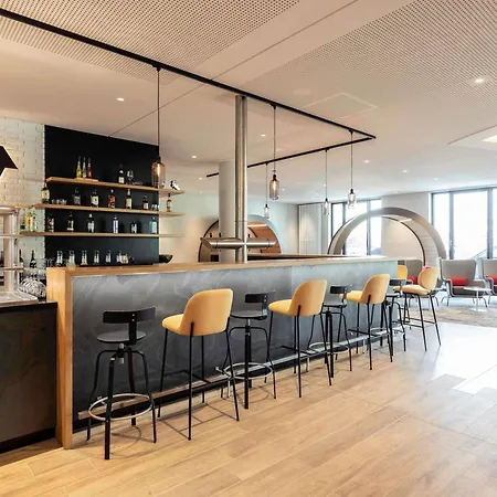 Novotel Duesseldorf Airport-3