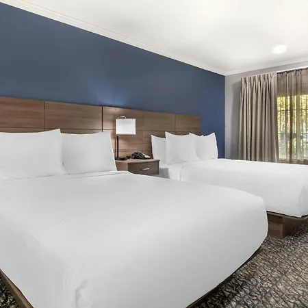University Park Inn & Suites, An Ascend Collection Hotel-3