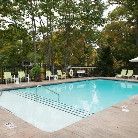 The Lodge On The Cove-3