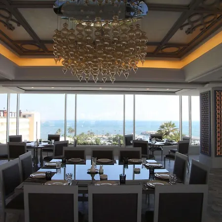 Moevenpick Hotel Beirut-3