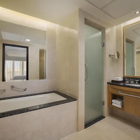 Hilton Muscat Al Bandar-3