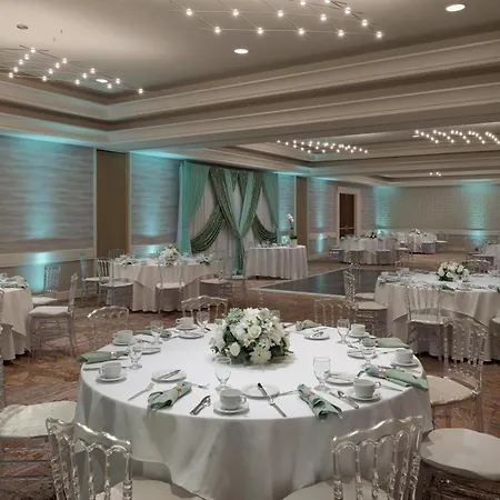 Hilton Woodland Hills/ Los Angeles-3