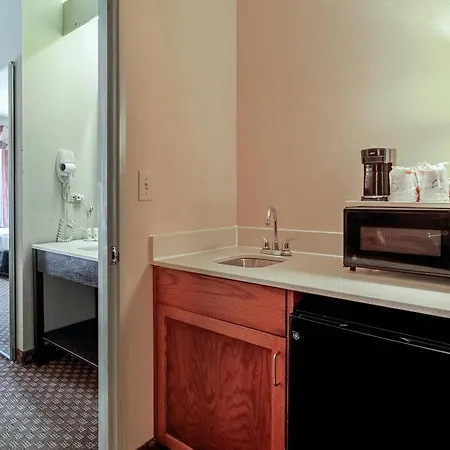 Quality Suites San Antonio Northeast-2