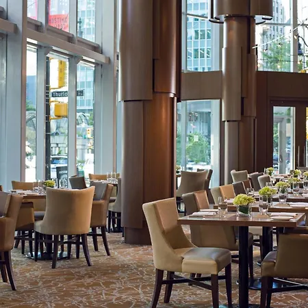 Vancouver Marriott Pinnacle Downtown Hotel-2