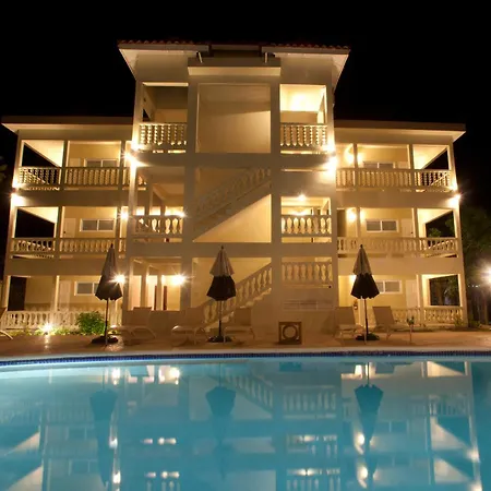 Sandy Haven Resort (Adults Only)-2