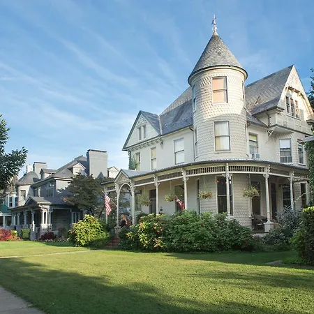 10 Clarke-2