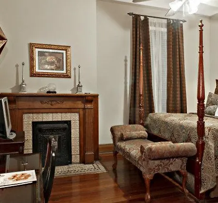 1896 O'Malley House-2