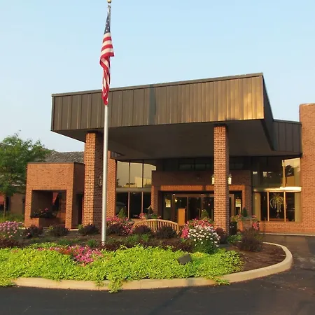 Ramada Plaza By Wyndham Fort Wayne Hotel & Conference Center-2