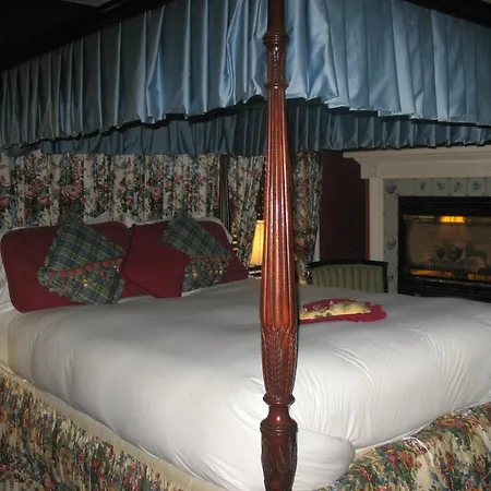 A Cambridge House Inn-2