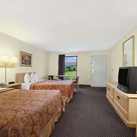 Howard Johnson By Wyndham Valdosta-2