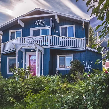 Arctic Paradise B&B-3