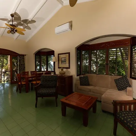 Club Del Mar Oceanfront-2